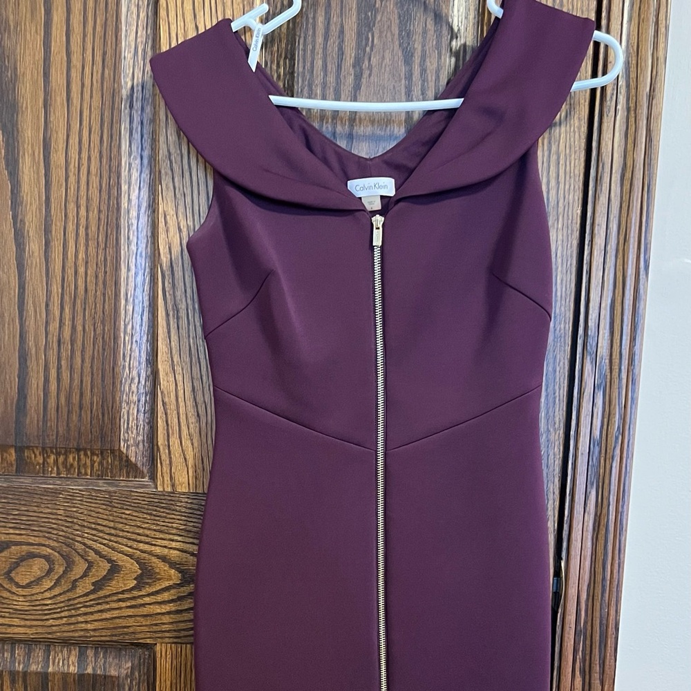 Below the knee Calvin Klein purple dress size 4
